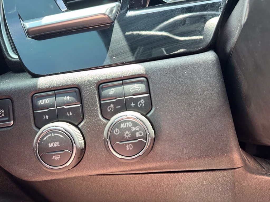 2023 Pearl Chevrolet Silverado 1500 High Country 4X4 Truck