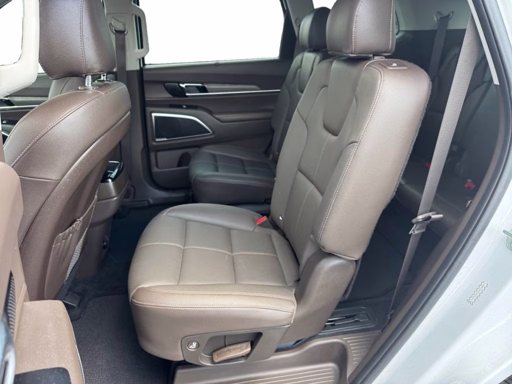 2021 Glacial White Pearl Kia Telluride SX FWD SUV