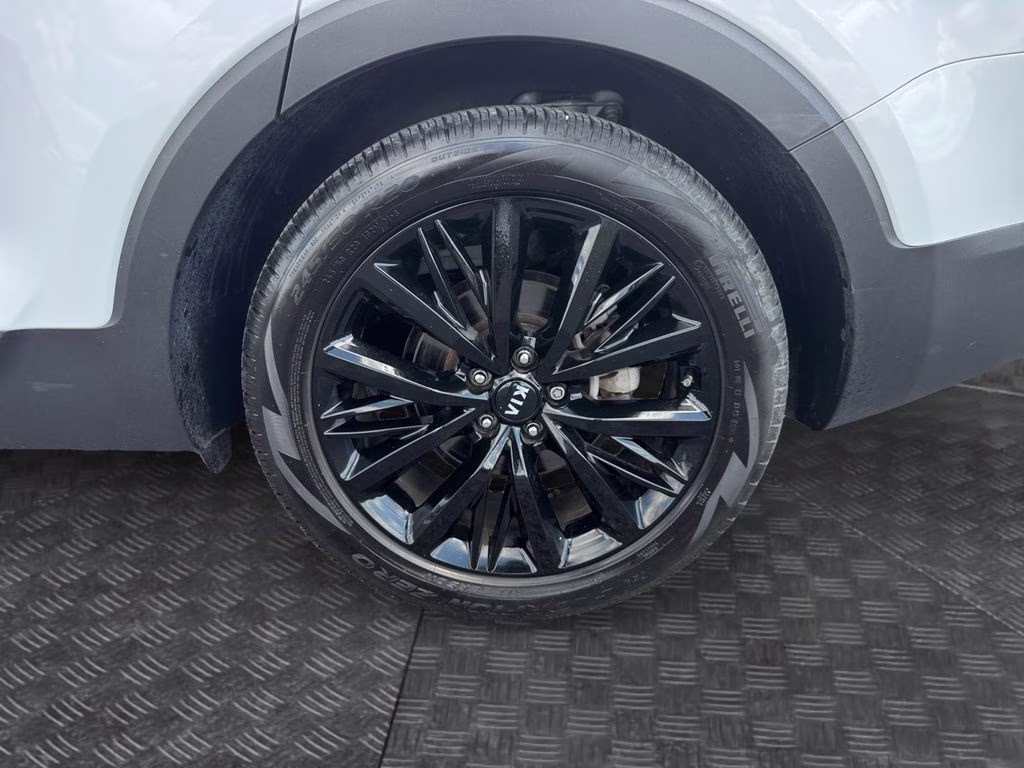 2021 Glacial White Pearl Kia Telluride SX FWD SUV