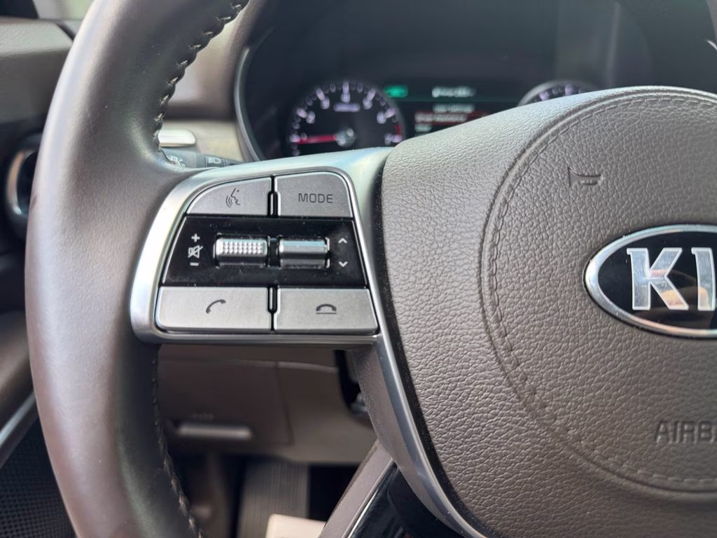 2021 Glacial White Pearl Kia Telluride SX FWD SUV