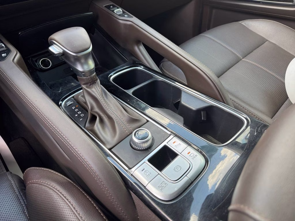 2021 Glacial White Pearl Kia Telluride SX FWD SUV