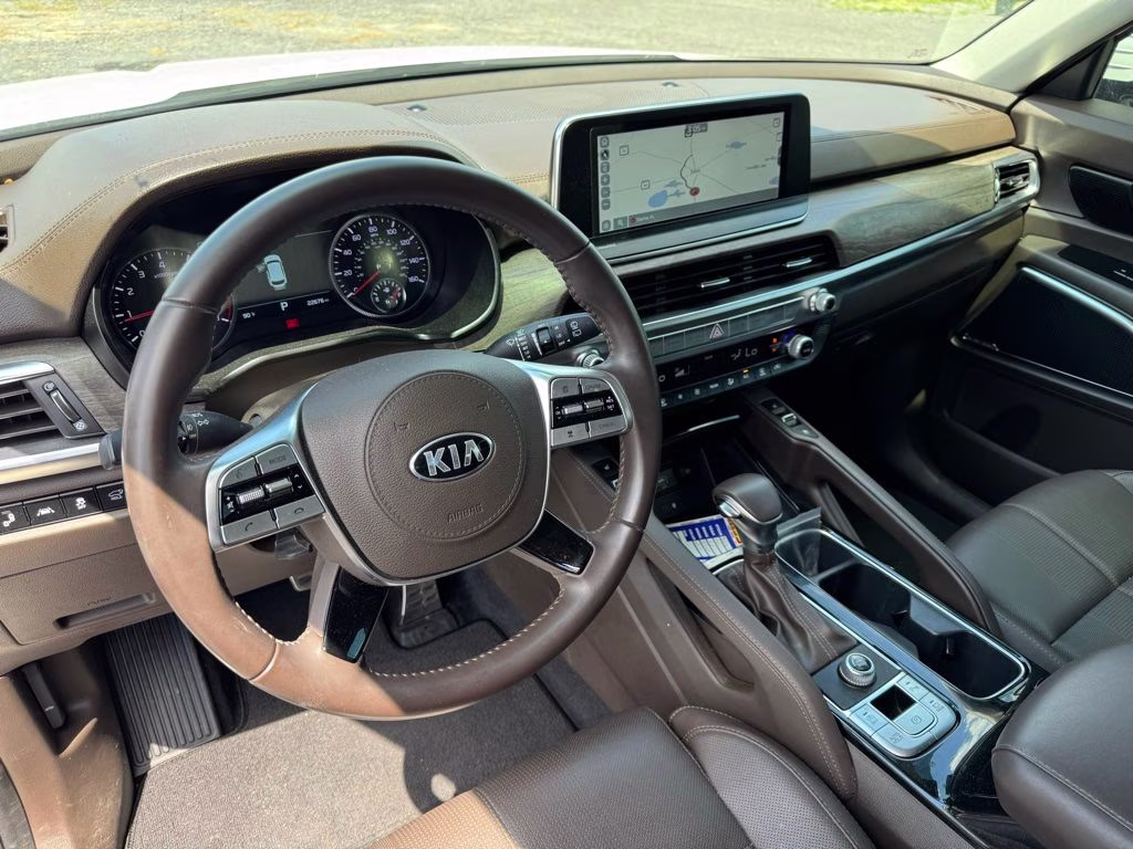 2021 Glacial White Pearl Kia Telluride SX FWD SUV