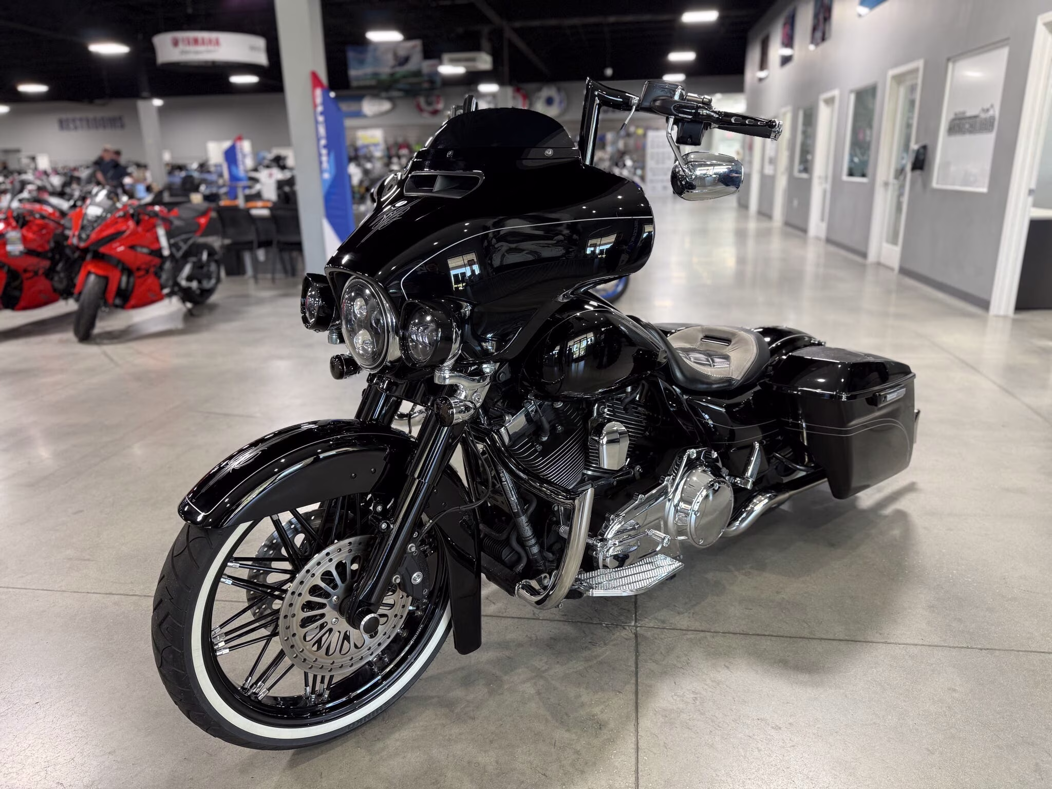 2014 Harley-Davidson Street Glide Special Motorcycle