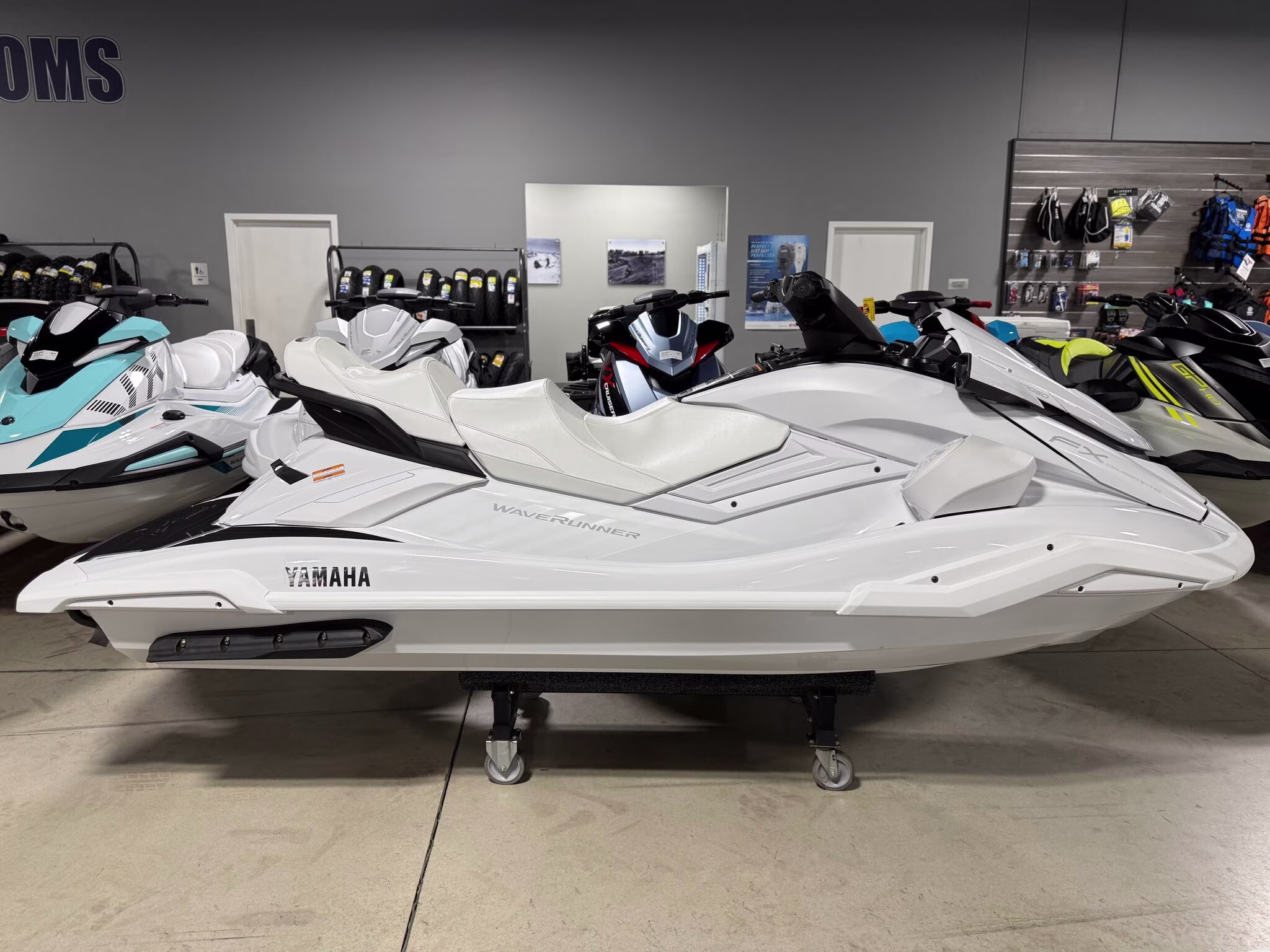 2025 Yamaha FX Cruiser SVHO Boat