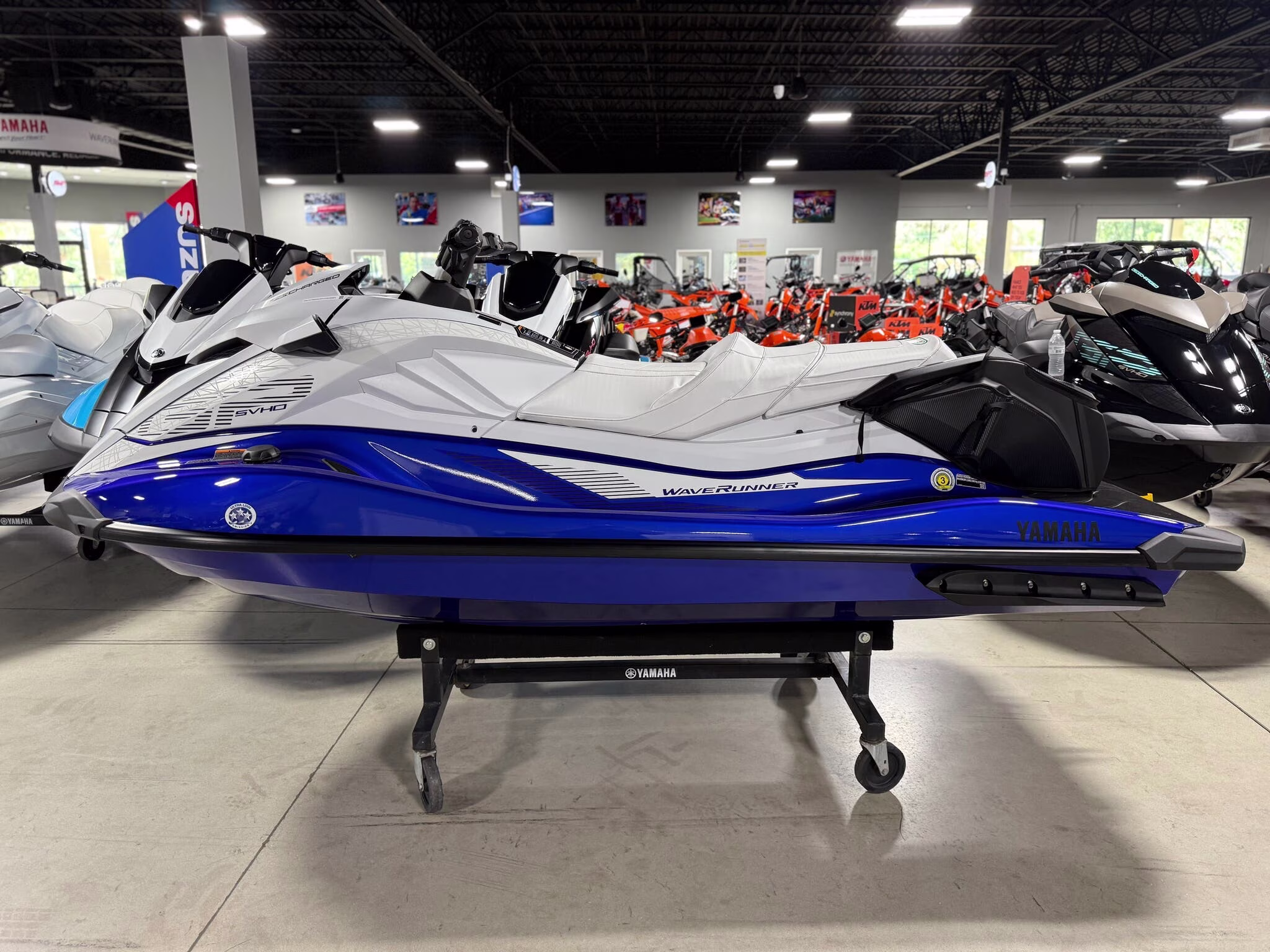 2025 Yamaha GP SVHO Boat