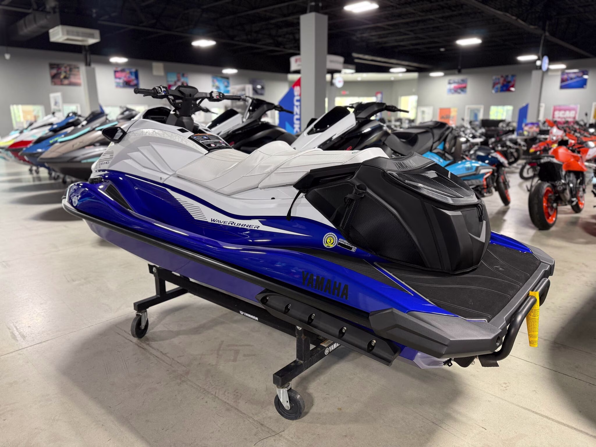 2025 Yamaha GP SVHO Boat