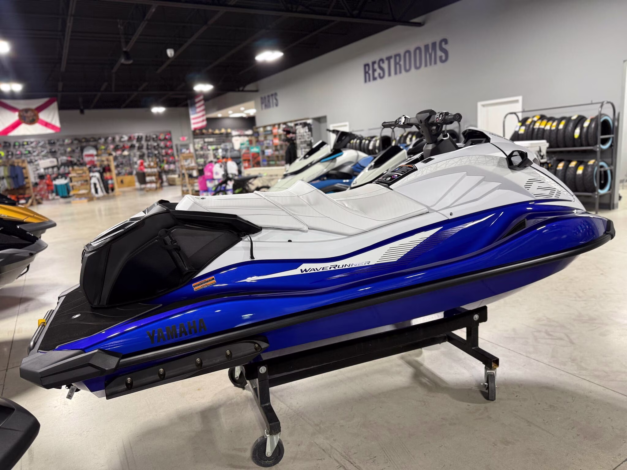 2025 Yamaha GP SVHO Boat
