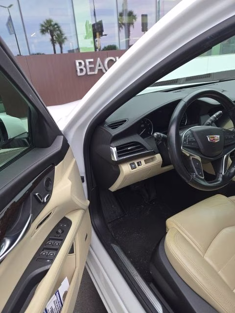 2020 Crystal White Tricoat Cadillac CT6 3.6L Luxury AWD Sedan