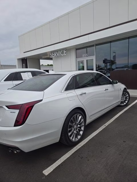 2020 Crystal White Tricoat Cadillac CT6 3.6L Luxury AWD Sedan