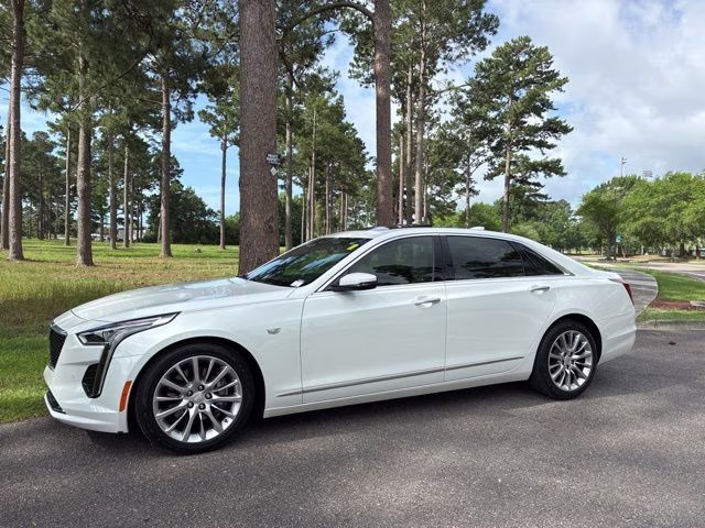 2020 Crystal White Tricoat Cadillac CT6 3.6L Luxury AWD Sedan