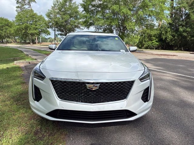 2020 Crystal White Tricoat Cadillac CT6 3.6L Luxury AWD Sedan