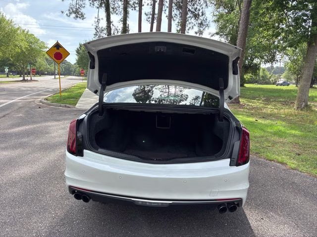 2020 Crystal White Tricoat Cadillac CT6 3.6L Luxury AWD Sedan