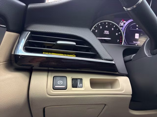 2020 Crystal White Tricoat Cadillac CT6 3.6L Luxury AWD Sedan