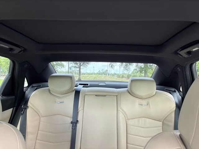 2020 Crystal White Tricoat Cadillac CT6 3.6L Luxury AWD Sedan
