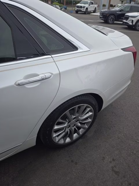 2020 Crystal White Tricoat Cadillac CT6 3.6L Luxury AWD Sedan
