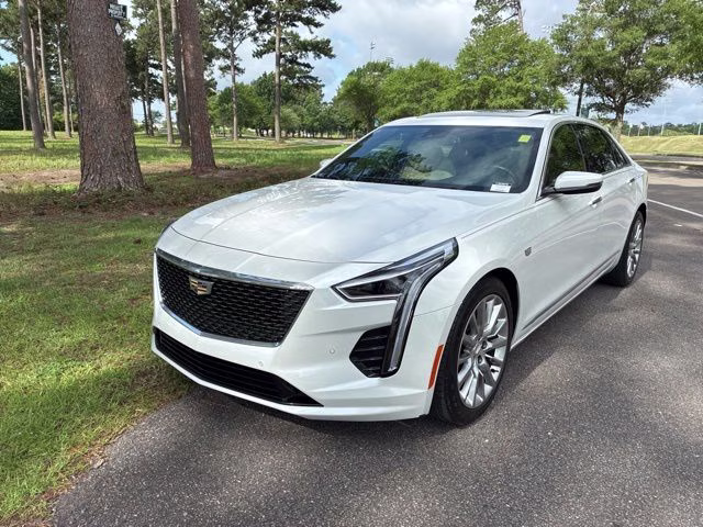 2020 Crystal White Tricoat Cadillac CT6 3.6L Luxury AWD Sedan