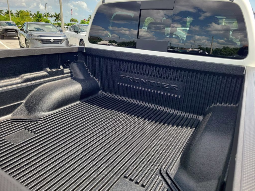 2026 Glacier White Nissan Frontier PRO-X RWD Truck