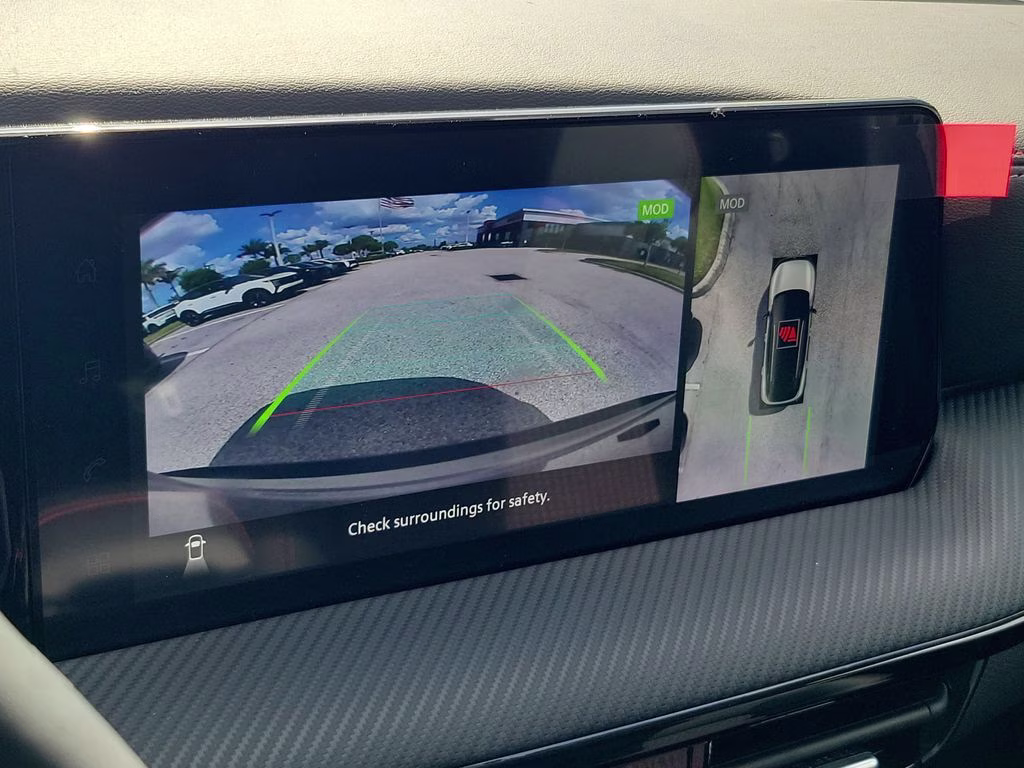 2026 Gun Metallic/Scarlet Ember Tintcoat Nissan Kicks SR FWD SUV