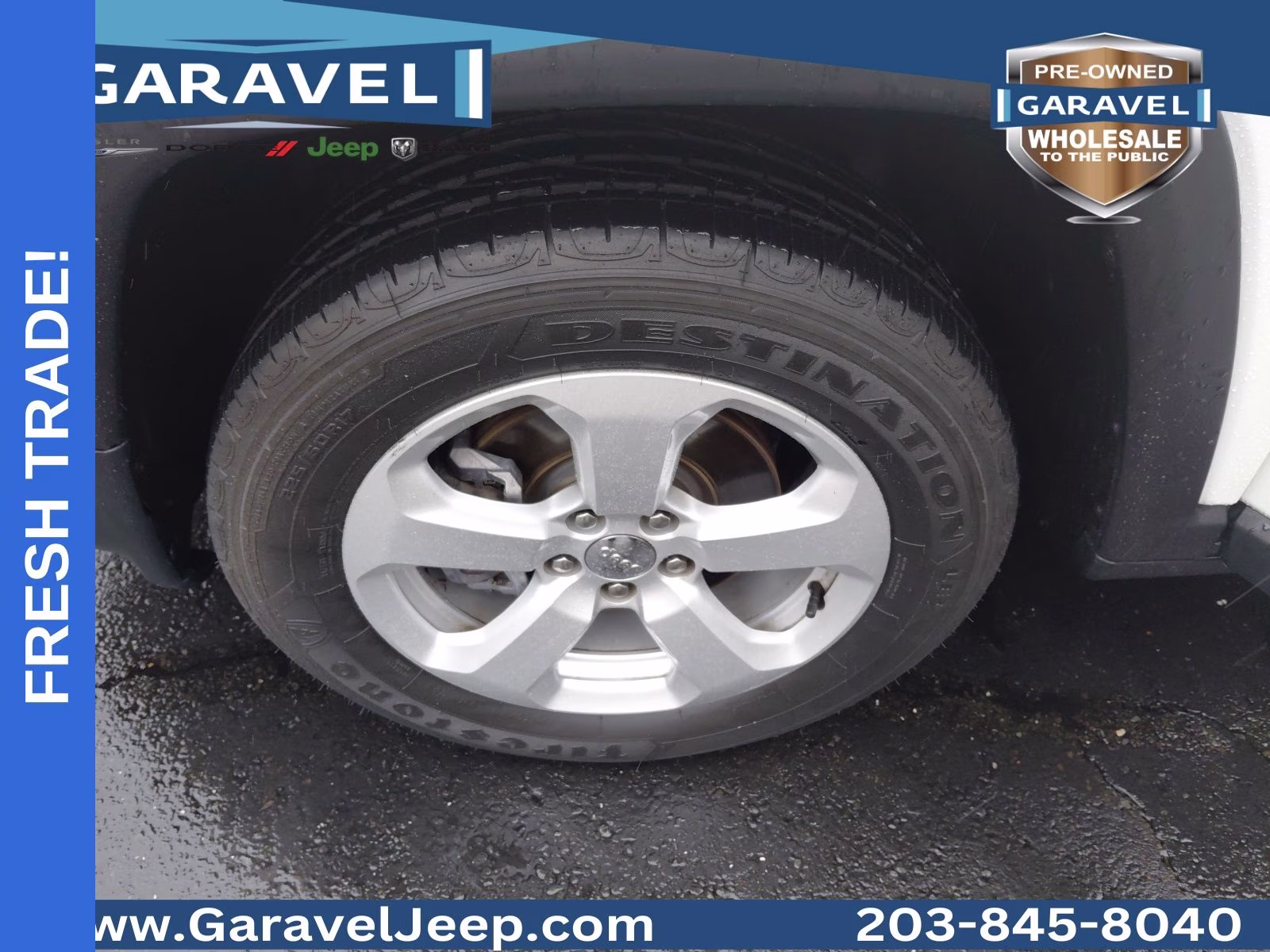2019 White Clearcoat Jeep Compass Latitude 4X4 SUV