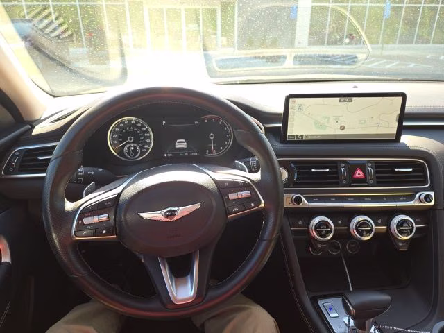 2023 Makalu Gray Genesis G70 2.0T AWD Sedan