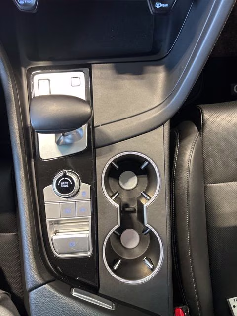 2023 Makalu Gray Genesis G70 2.0T AWD Sedan