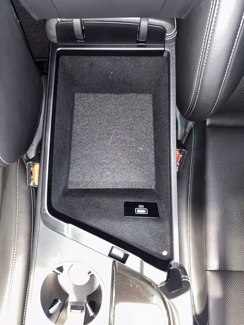 2023 Makalu Gray Genesis G70 2.0T AWD Sedan