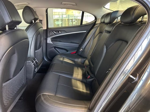 2023 Makalu Gray Genesis G70 2.0T AWD Sedan