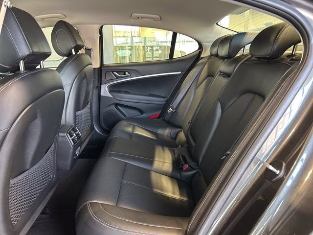 2023 Makalu Gray Genesis G70 2.0T AWD Sedan