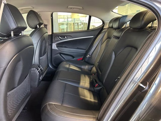 2023 Makalu Gray Genesis G70 2.0T AWD Sedan