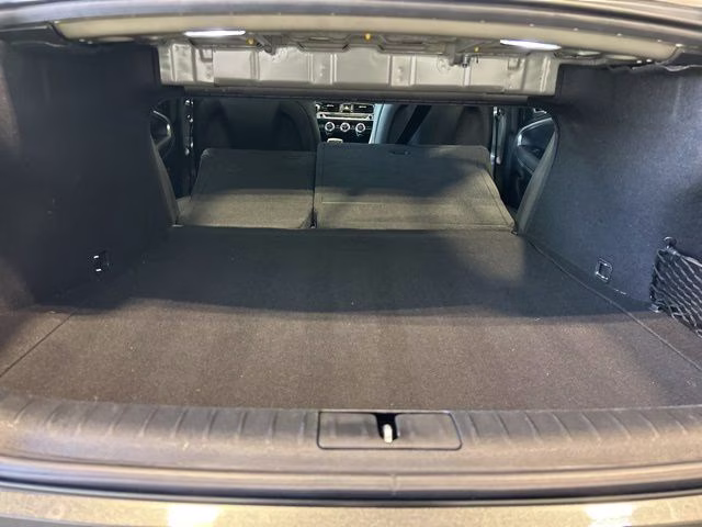 2023 Makalu Gray Genesis G70 2.0T AWD Sedan