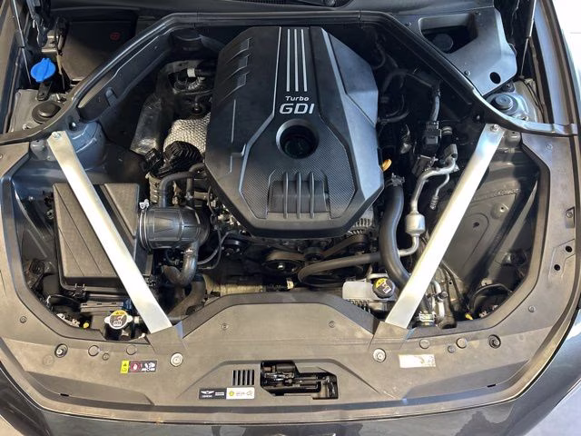 2023 Makalu Gray Genesis G70 2.0T AWD Sedan