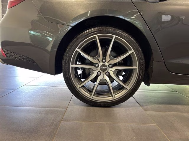 2023 Makalu Gray Genesis G70 2.0T AWD Sedan