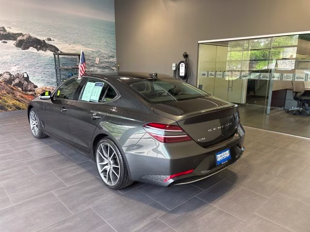 2023 Makalu Gray Genesis G70 2.0T AWD Sedan