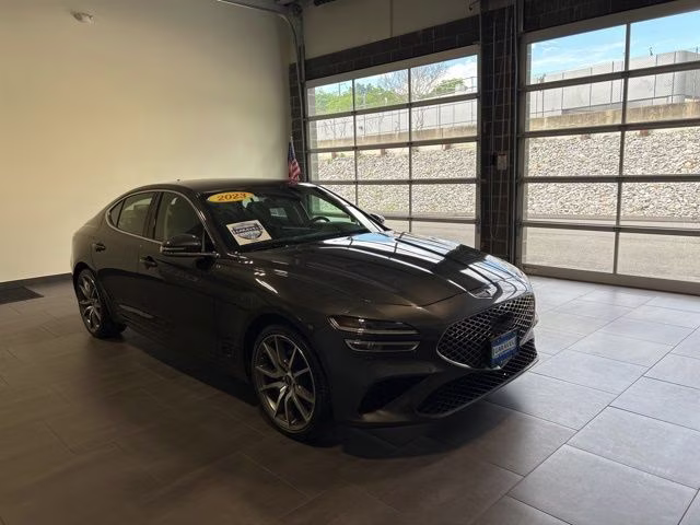 2023 Makalu Gray Genesis G70 2.0T AWD Sedan