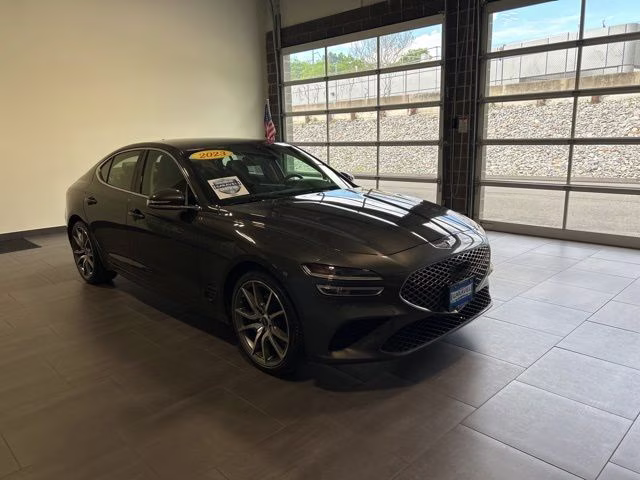 2023 Makalu Gray Genesis G70 2.0T AWD Sedan