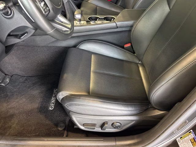 2023 Makalu Gray Genesis G70 2.0T AWD Sedan