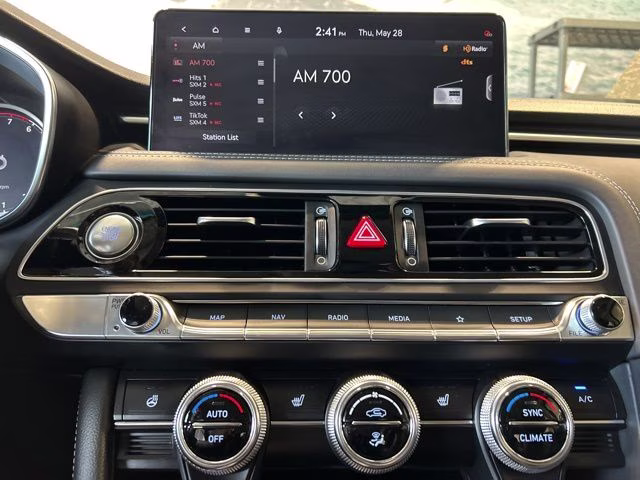 2023 Makalu Gray Genesis G70 2.0T AWD Sedan
