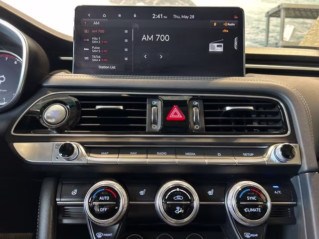 2023 Makalu Gray Genesis G70 2.0T AWD Sedan