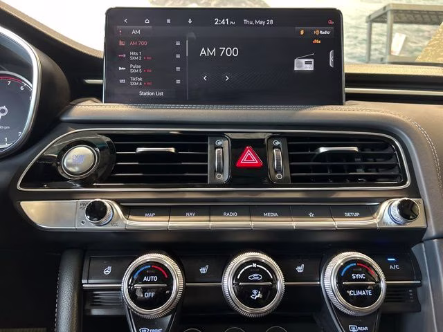 2023 Makalu Gray Genesis G70 2.0T AWD Sedan