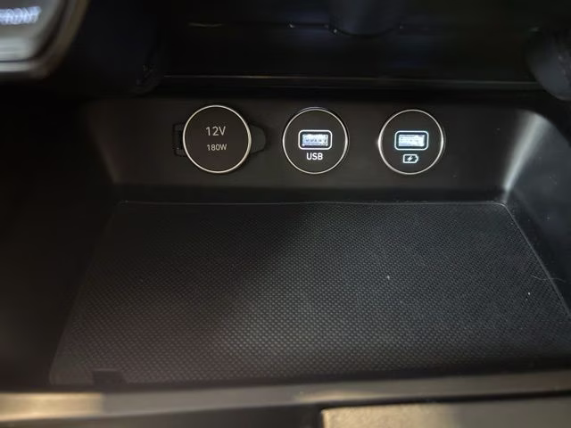 2023 Makalu Gray Genesis G70 2.0T AWD Sedan