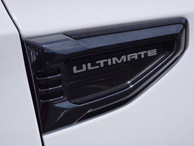 2026 Summit White GMC Yukon XL Denali Ultimate 4X4 SUV