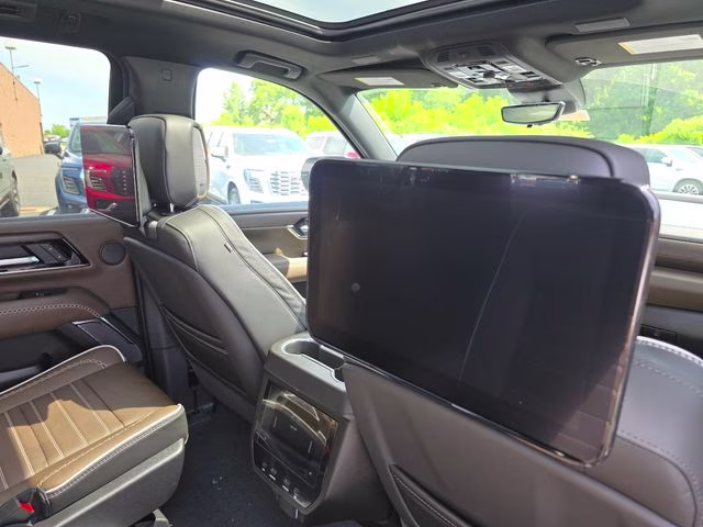 2026 Summit White GMC Yukon XL Denali Ultimate 4X4 SUV