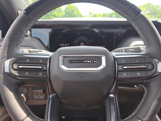 2026 Summit White GMC Yukon XL Denali Ultimate 4X4 SUV