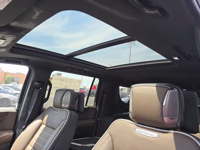 2026 Summit White GMC Yukon XL Denali Ultimate 4X4 SUV
