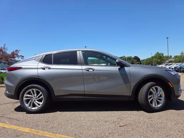 2026 Moonstone Gray Metallic Buick Envista Preferred FWD SUV