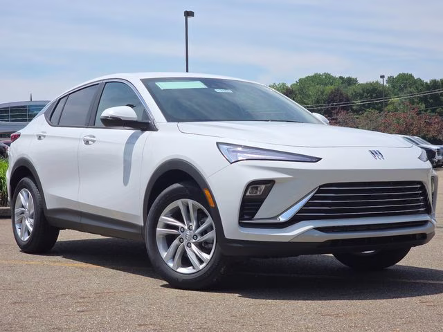 2026 Summit White Buick Envista Preferred FWD SUV