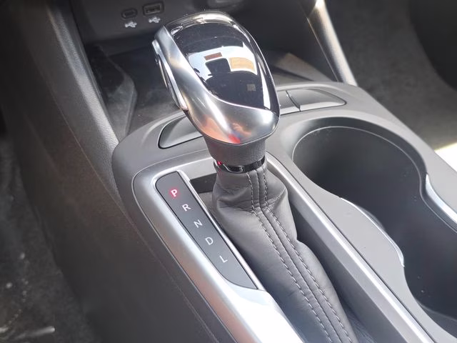 2026 Summit White Buick Envista Preferred FWD SUV