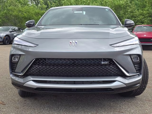 2026 Moonstone Gray Metallic Buick Envista Sport Touring FWD SUV