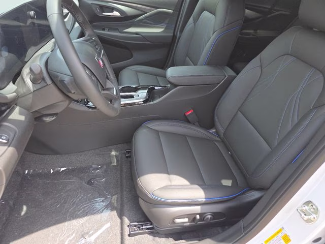 2026 Summit White Buick Envista Sport Touring FWD SUV