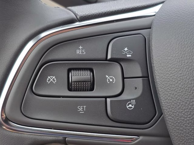 2026 Summit White Buick Envista Sport Touring FWD SUV